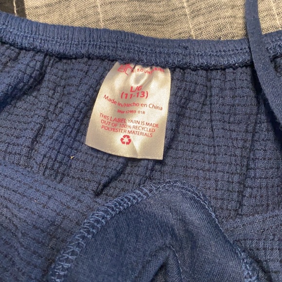 Off the shoulder size large - Picture 2 of 2